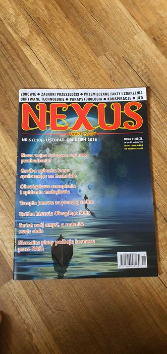 Zestaw pięciu magazynów "Nexus" lata 2014 i 2016