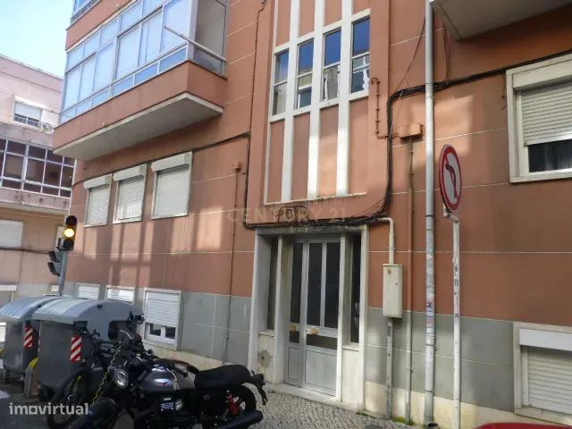 Apartamento no Centro de Moscavide T1+1