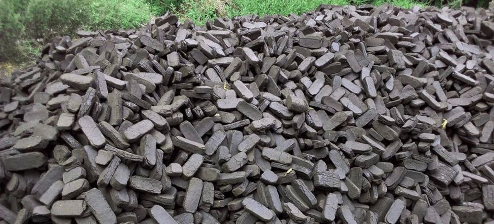 Торфобрикет 5900в ціна залежить від к- сті , є різне фасування