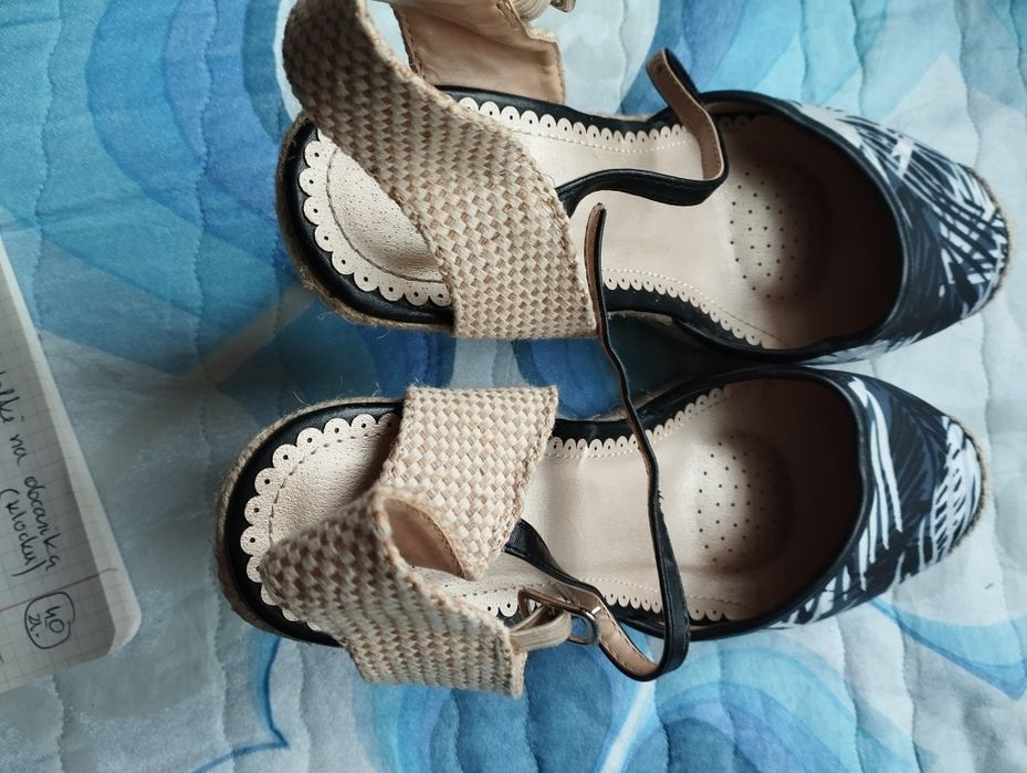 Sandały/ espadryle damskie na koturnie roz40