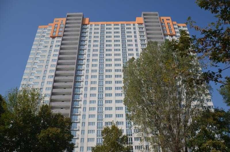 ВПЕРШЕ. Новобудова ЖК Лідер, вул. Казарменна, 6 Г