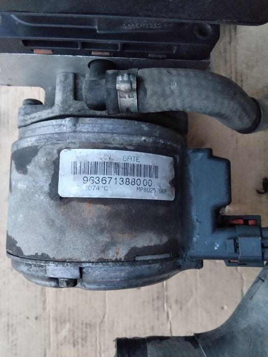Citroen C5 pompa zawieszenia hydrauliczna kompresor H1 H2 sport 02-14