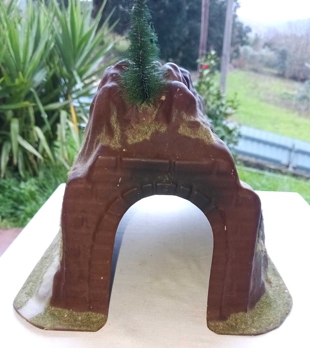 TÚNEL para comboios, NOVO