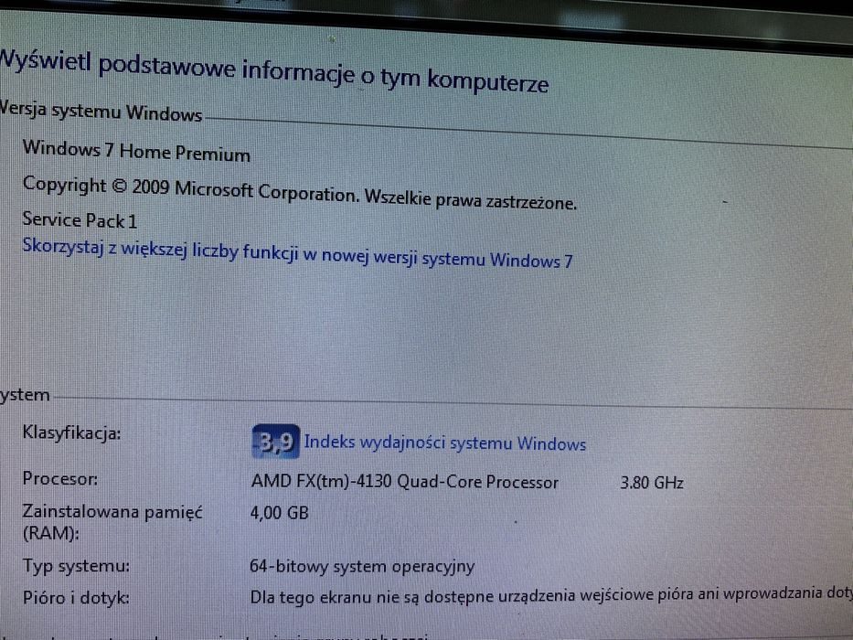 Komputer PC Win 7 4 GB RAM ( dysk 300 GB )