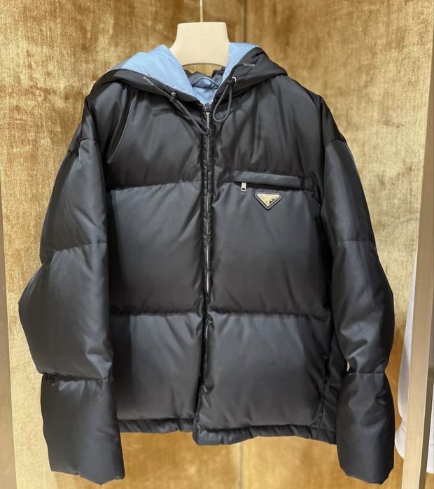 Куртка Prada 38 р (бу)