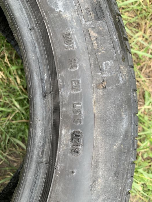 Продам літні шини Pirelli 225/55/17