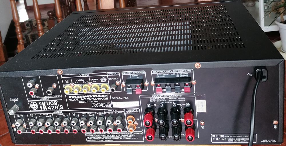 Aparelho e Colunas de som