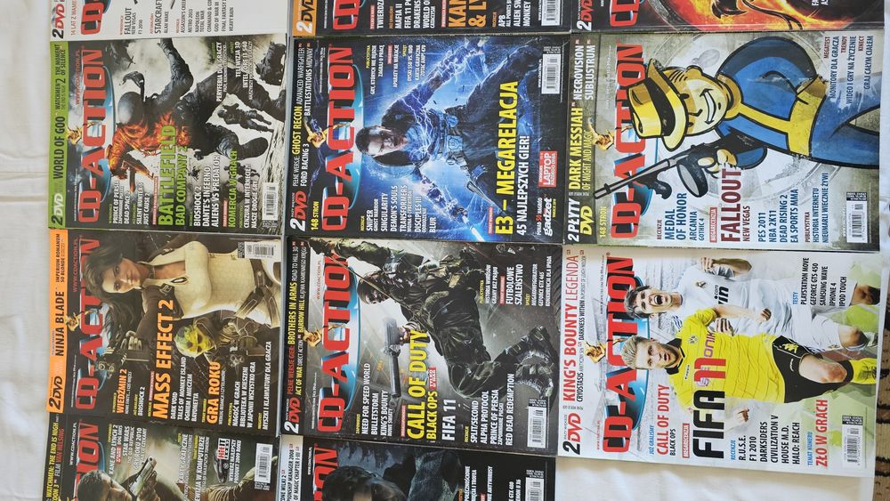 Sprzedam cały rocznik Cd-action z 2010 roku . 13 numerów .