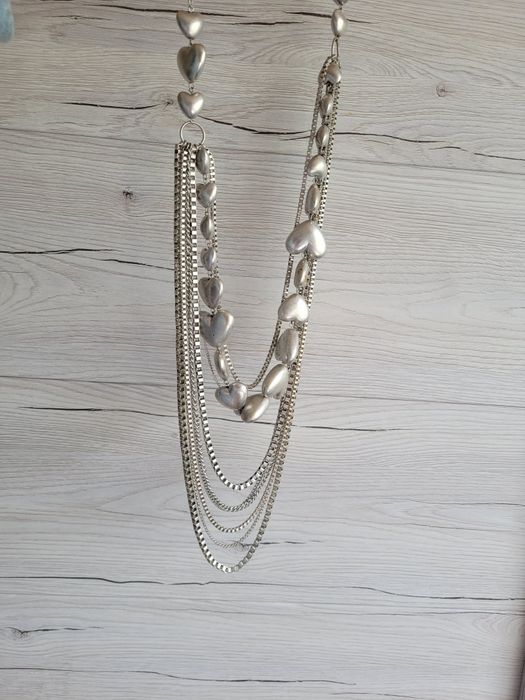 Śliczny Długi Naszyjnik Łańcuchy Serca