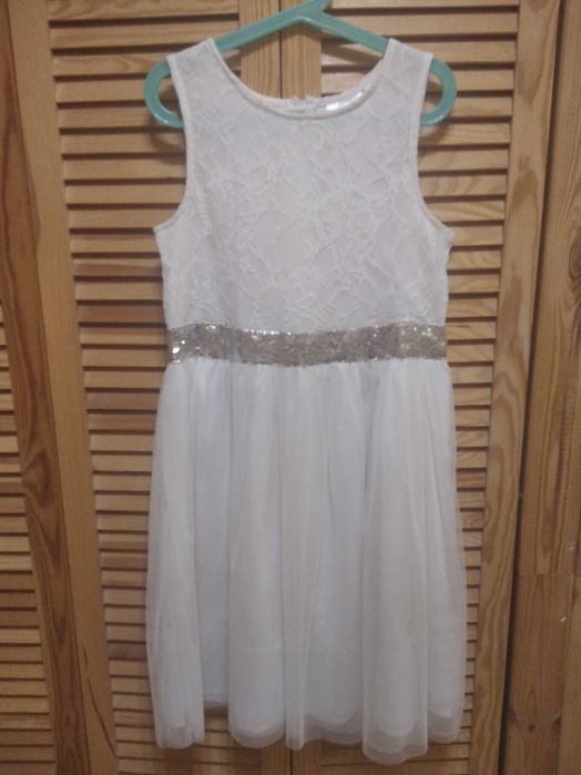 sukienka biała 152 elegancka