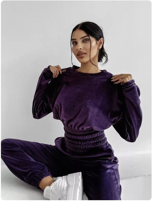 Nowy dres welurowy Olavoga kolor śliwka r. M/L