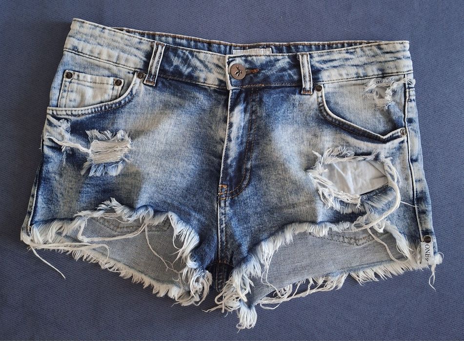 Джинсовые шорты женские