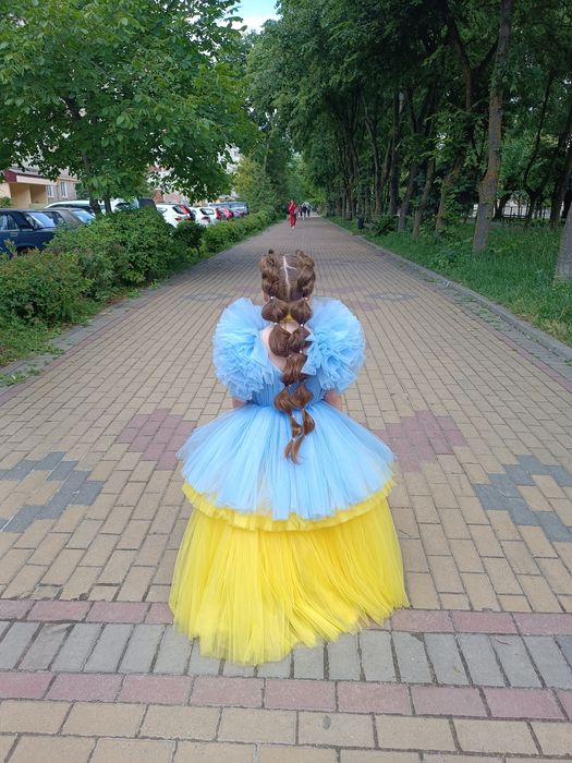 Сукні для дівчаток