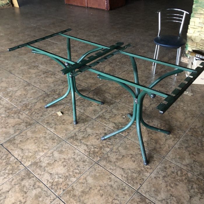 Каркаси металеві