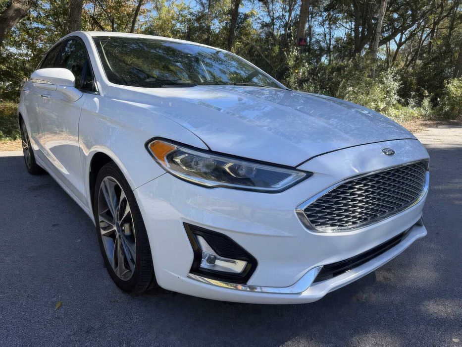 Всі турботи залиш нам! Ми допоможемо тобі вибрати авто, організуємо доставку, надамо всі документи і забезпечимо вигідні умови кредитування. Просто напиши або подзвони — і ми все зробимо за тебе!