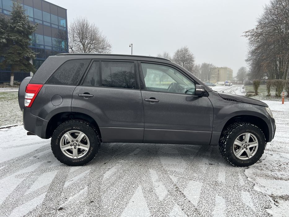 Suzuki Grand Vitara 2