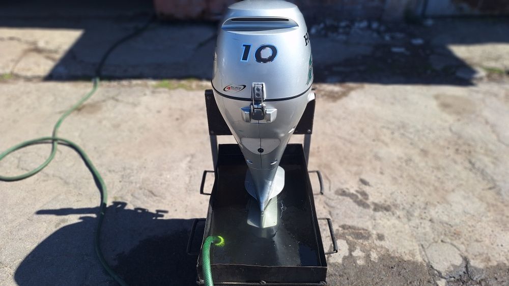 Лодочный мотор HONDA-10,2014год.