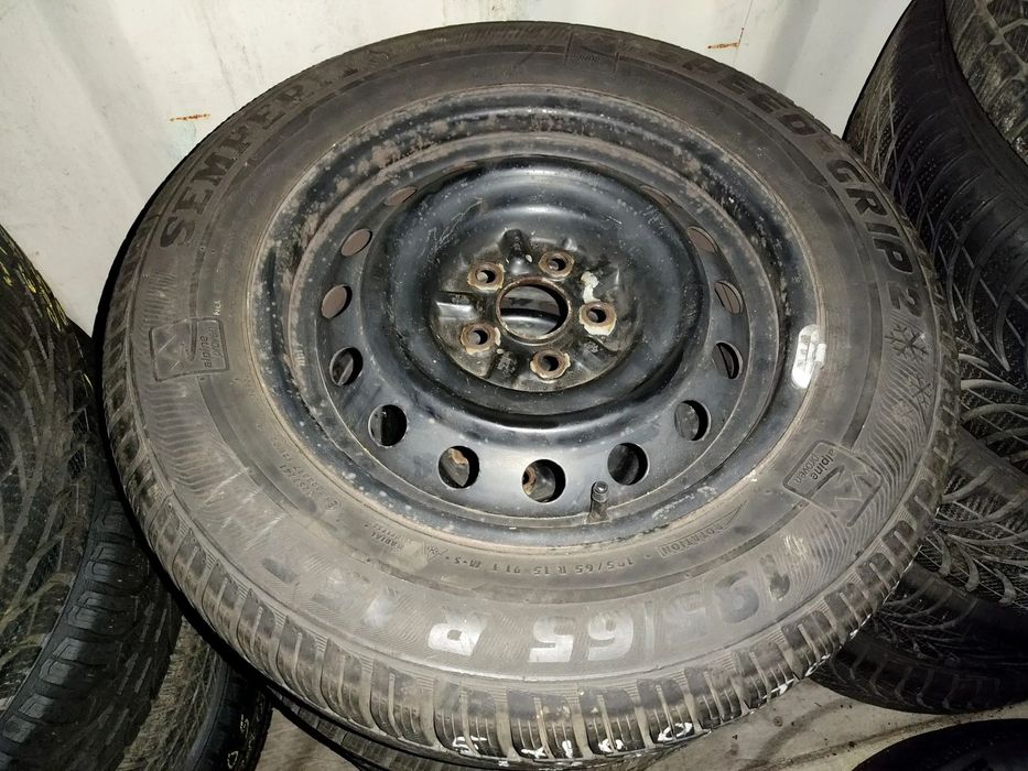 5x100 Felgi Stalowe Stal 15 Koła Zimowe Zima Opony TOYOTA YARIS CARINA E AVENSIS I II PRIUS CELICA 195/65R15 SEMPERIT 8mm Legnica ALU-RAD 195/65