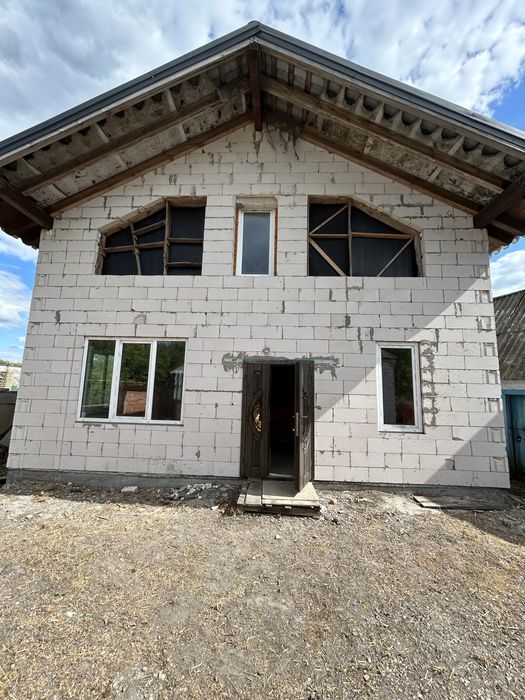 Продається будинок в селі Макіївка