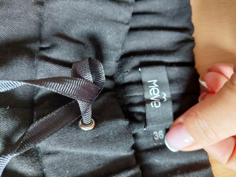 Spodnie Meve rozm 36