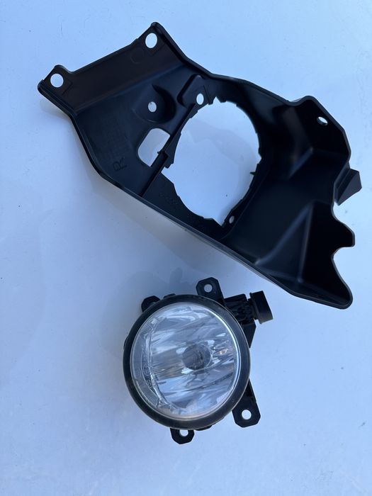 Заглушка противотуманной фары Honda CRV, Audi Q5, Chevrolet Impala