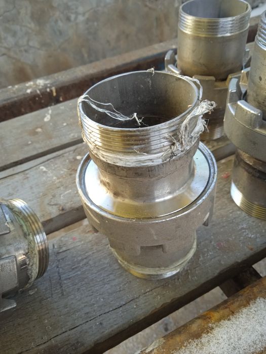 Продам муфты соединительные