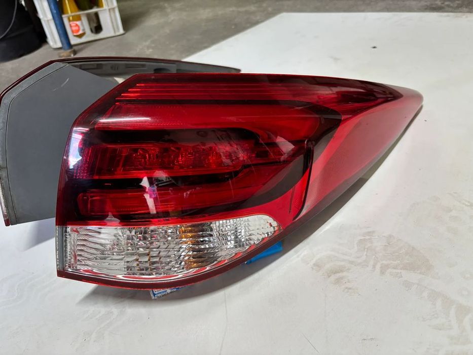 lampa prawa tylna tył hyundai i40 2016 r. lift led