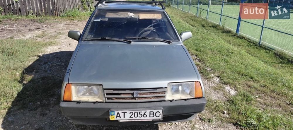 ВАЗ 21093.