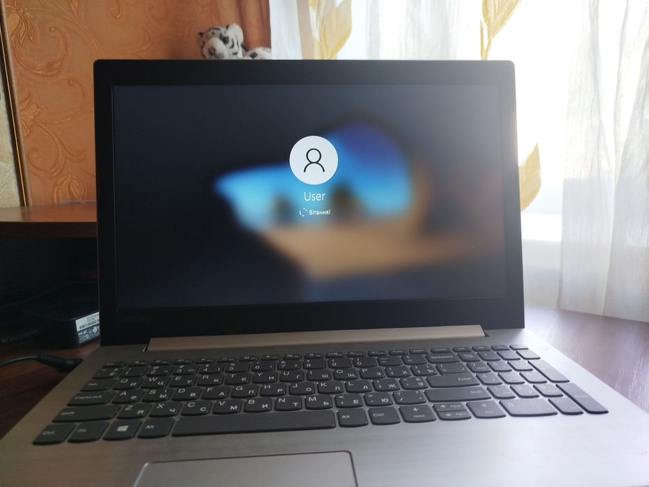 ноутбук Lenovo Ideapad 330