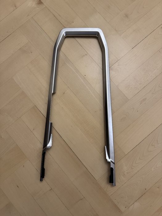 Накладка хром на тунель Audi E-tron 2023