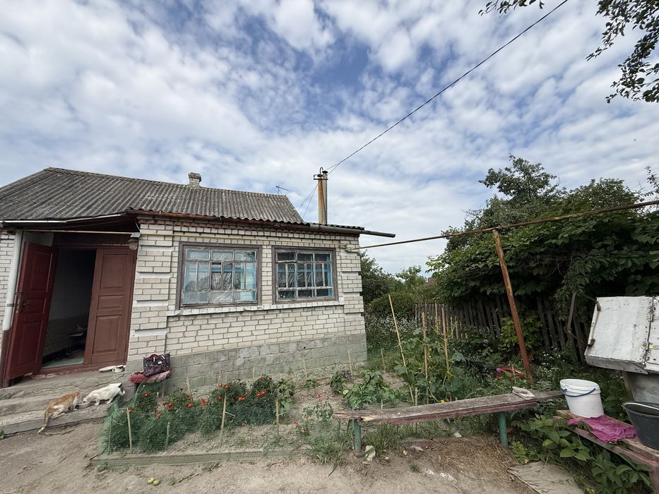 Продаж окремого будинку в Глибочиці.