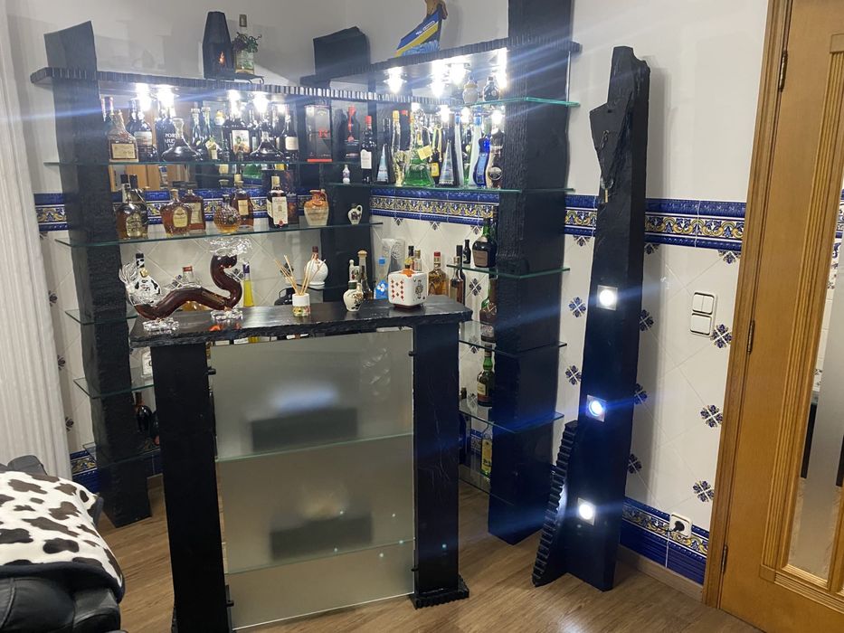 Movel Bar, Garrafeira, Tv e Relogio