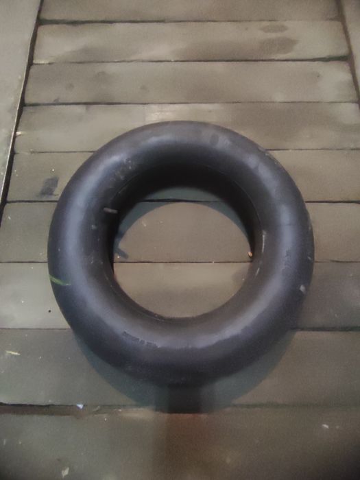 Камера в покришку на 14 дюймів