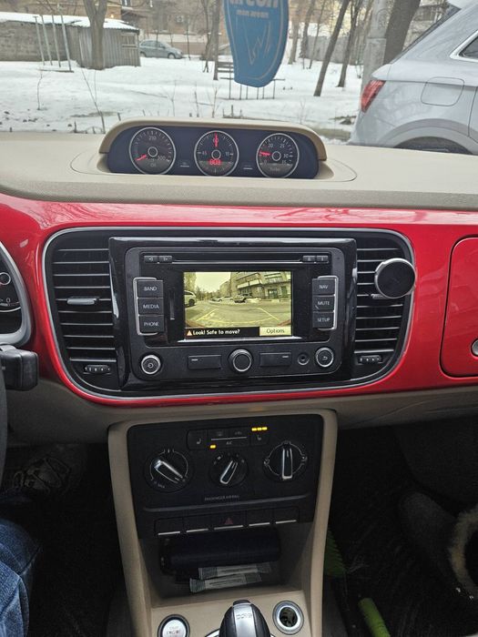 Volkswagen new beetle 2.0TDI 2015