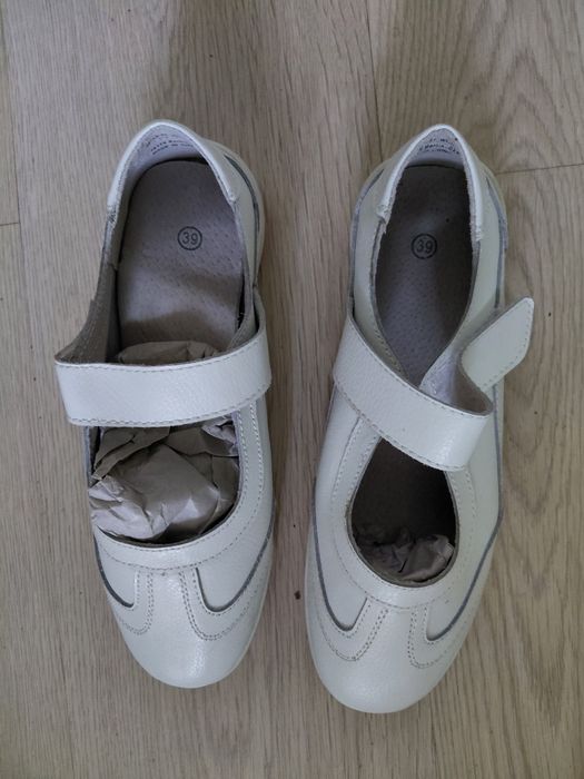 Nowe buty skóra naturalna 39 z Holandii