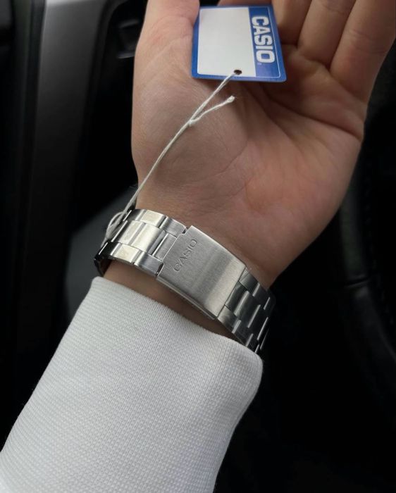 Чоловічий годинник Casio mtp-vd03d оригінал гарантія 2 роки