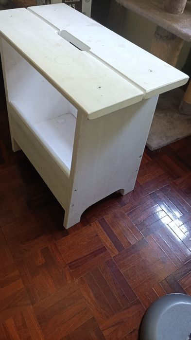 Mesa de Apoio branca