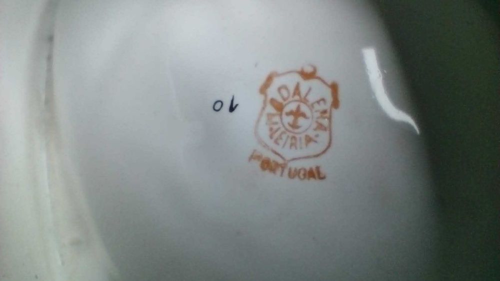 Cinzeiros em loiça, vários, ver descrição e fotos