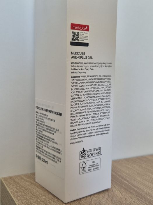 Medicube AGE-R Plus Gel, зволожувальний гель-бустер об'ємом 250 мл.