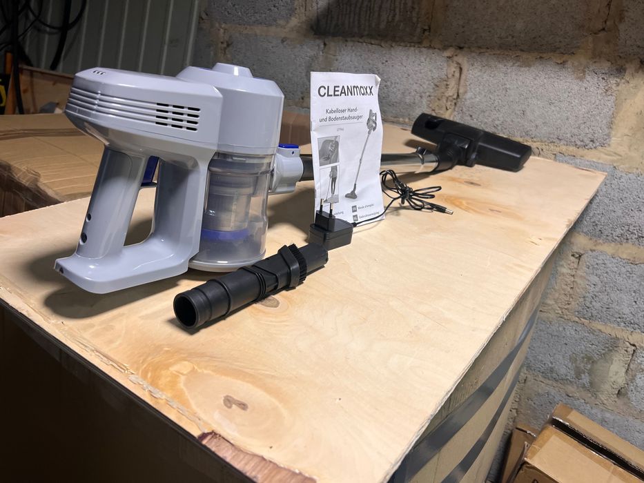 Акумуляторний пилосос CleanMax