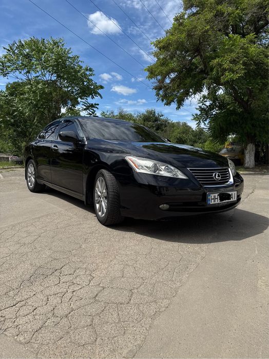 Продам Lexus es350