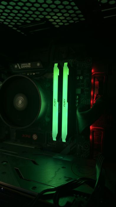 pamięć ram kingston fury beast rgb 32gb 3600mhz cl
