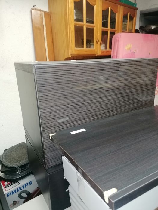 Móveis de parede e cómoda