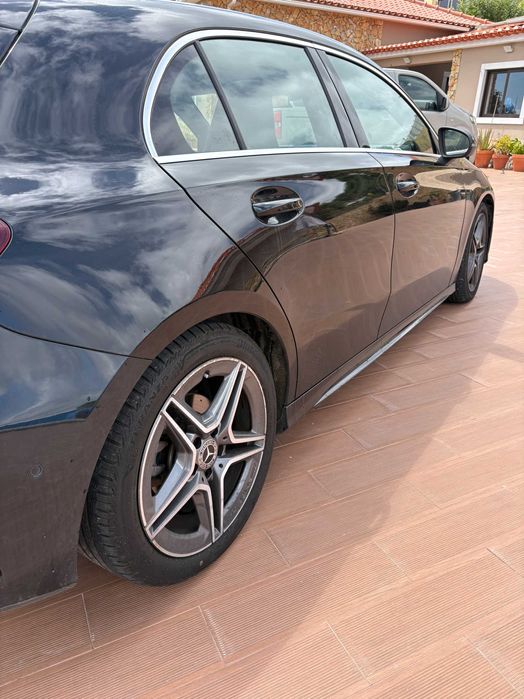 Mercedes-Benz A180d AMG Line