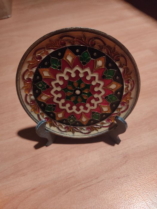 Prato decorativo em bronze
