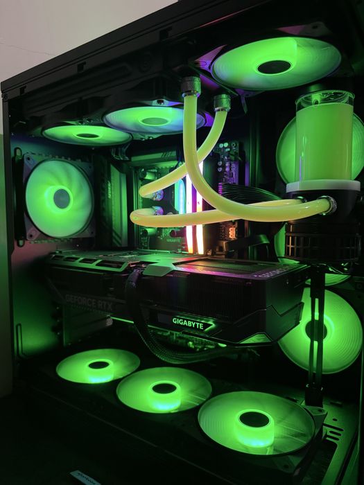 PC Gaming High End 9800X3D | RTX 5080 | 32G DDR5 | Custom Water Cooler