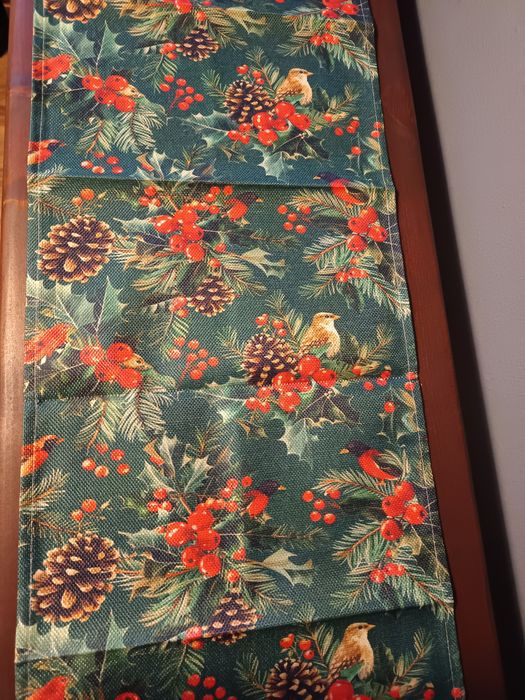 Bieżnik świąteczny, nie używany