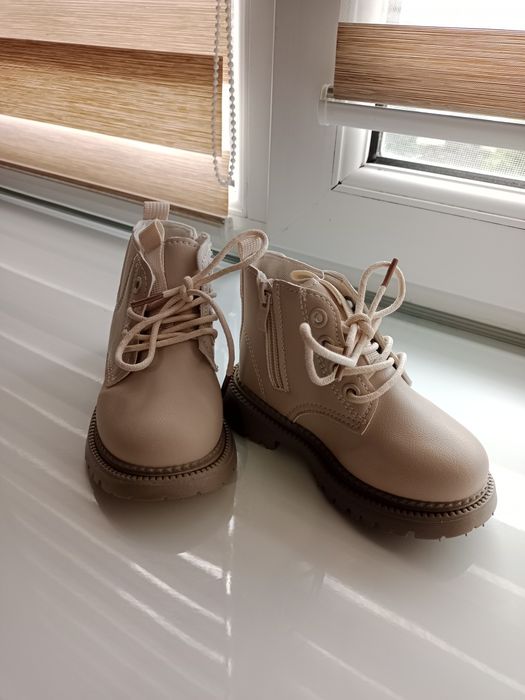 Ботінки дитячі 23 розмір