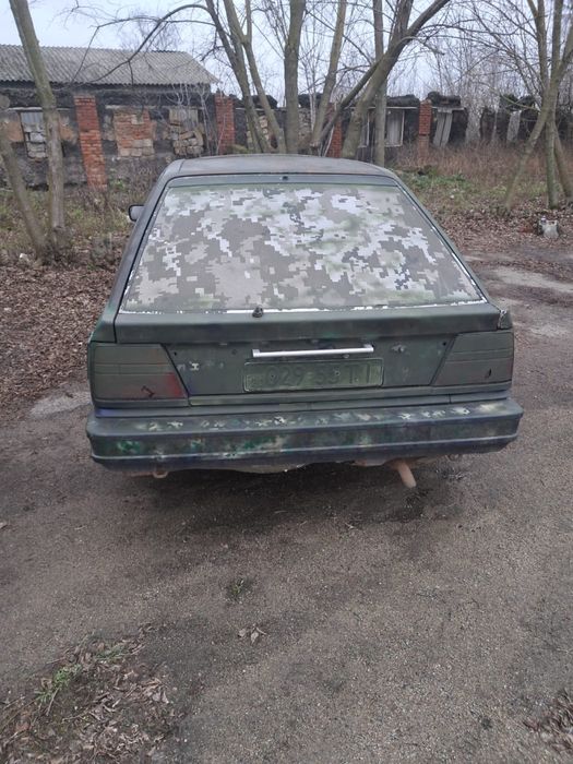 Продам Nissan на ходу але потрібно зварювальні роботи