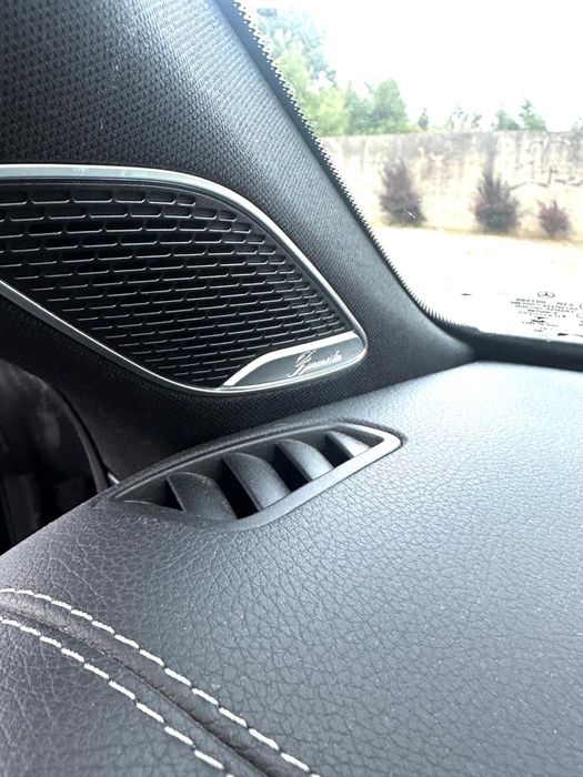 Mercedes CLA 250 E - como novo